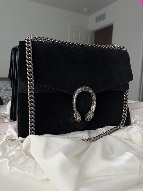Gucci Handbags - Authentic Gucci Dionysus Medium Black Velvet Shoulder Bag